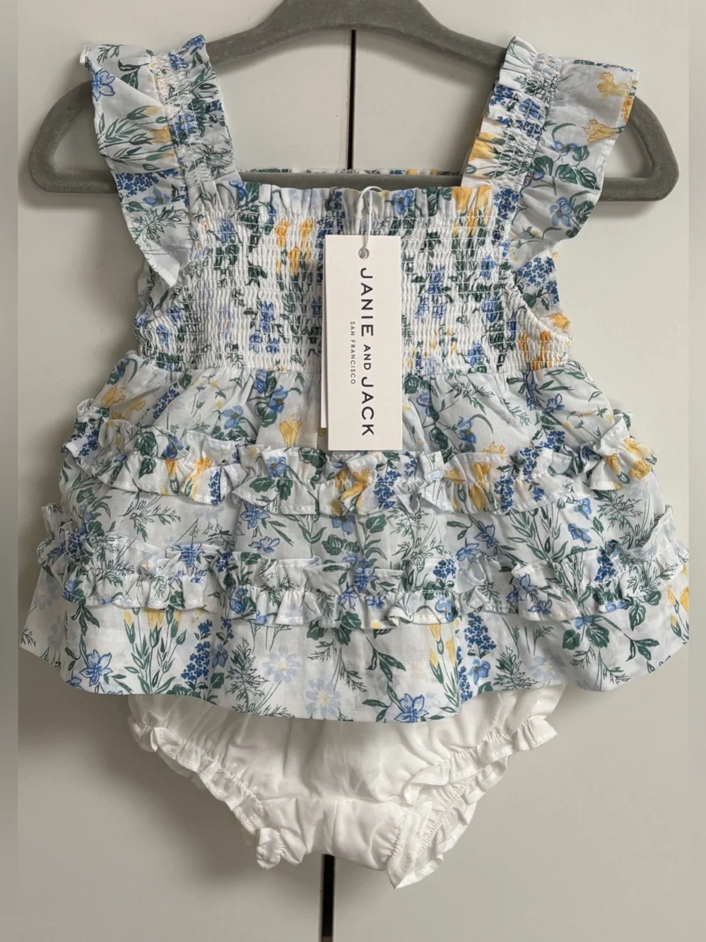 Janie and Jack  NWT  floral 2 piece  0-3 months